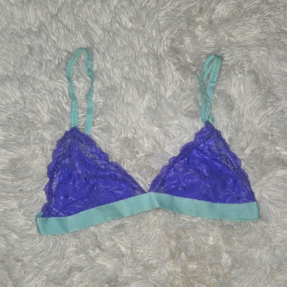 PINK Victoria's Secret Purple and Teal Lace Bralette